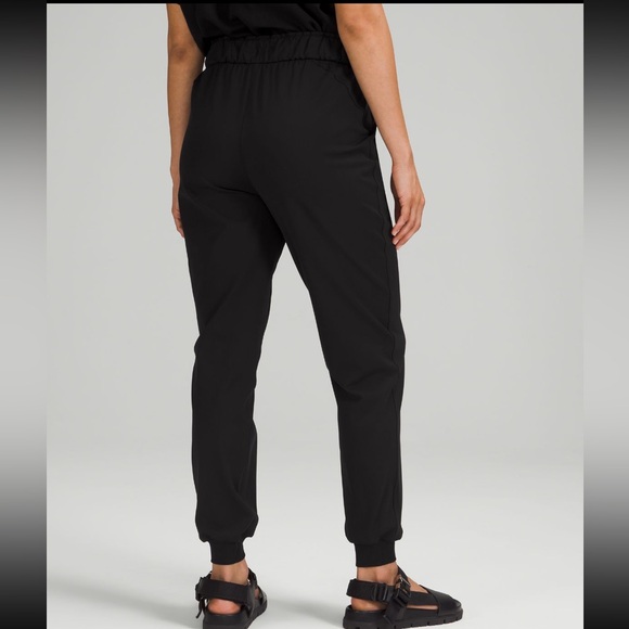 Lululemon Stretch High Rise Jogger *Full Length - Picture 2 of 7